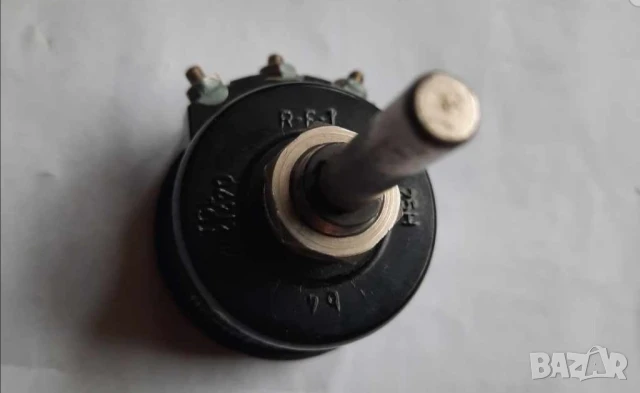 Мощен жичен потенциометър 3.3 килоома но 2.5 вата за вашета стара вярна техника, снимка 2 - Друга електроника - 51207201
