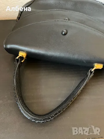 Дамска чанта естествена кожа, снимка 5 - Чанти - 47994694