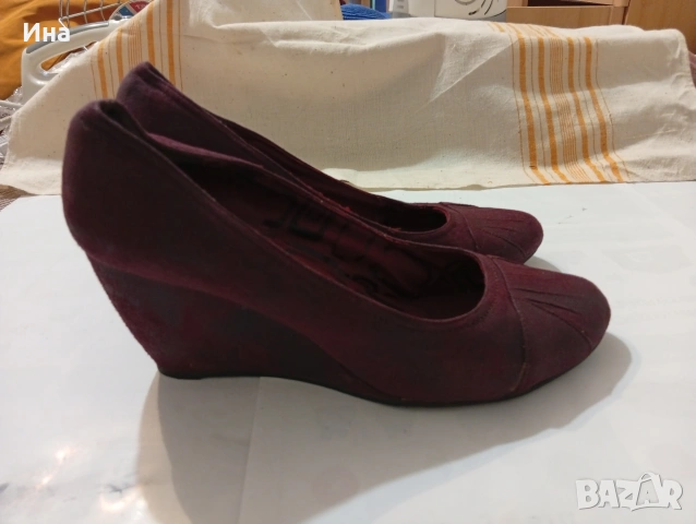 Елегантни обувки на Never 2 hot велур н.40, снимка 4 - Дамски обувки на ток - 53713941