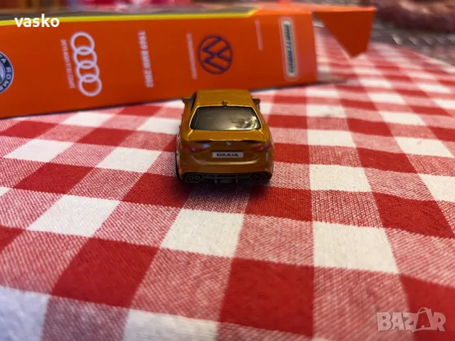 Мачбокс Алфа Ромео, снимка 4 - Колекции - 50037253