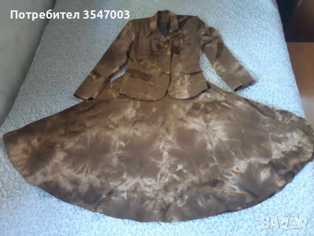 Елегантен дамски костюм