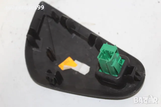 Интериорна пластмаса с бутон Пежо 807 Peugeot 807 Citroen C8 Lancia Phedra  1484417077, снимка 2 - Части - 50310625