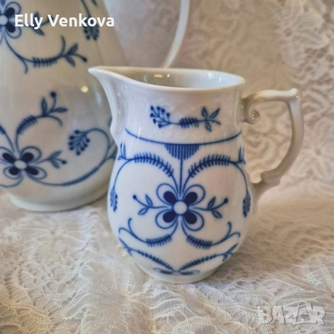 Порцеланов сервиз Schumann с декор "сламенто цвете" в кобалтово син цвят, снимка 5 - Сервизи - 52860559