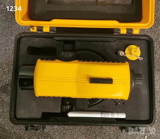 Немски оптичен нивелир CST BERGER 24x, снимка 10 - Измервателни инструменти - 49542579