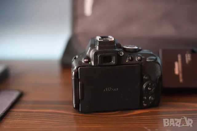 Nikon D5300+AF-S DX NIKKOR 18-55мм, снимка 2 - Фотоапарати - 55939889