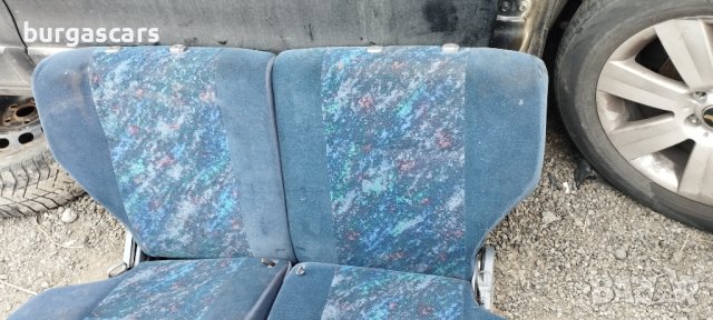 Салон седалки Daihatsu Terios - 180лв, снимка 6 - Части - 41224943