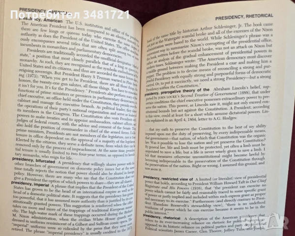 The Harper Collins Dictionary of American Government and Politics, снимка 5 - История, политика и общество - 55816813