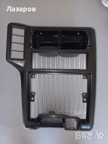 Продавам централна конзола за VW Polo 6n1 