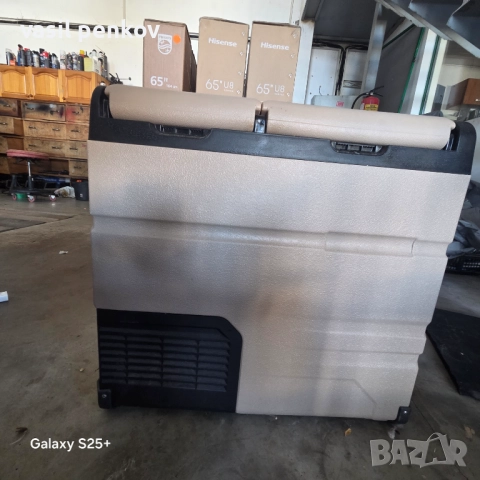 хладилник с фризер Alpicool серия TA 12V/24V/220V, снимка 5 - Хладилници - 52579701