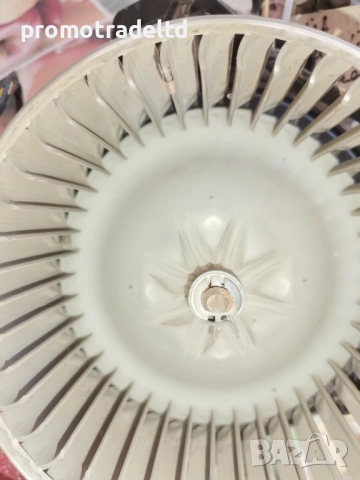 Заден вентилатор парно Киа Карнивал 2 Kia Carnival II 2009 година 2.9CRDI климатик