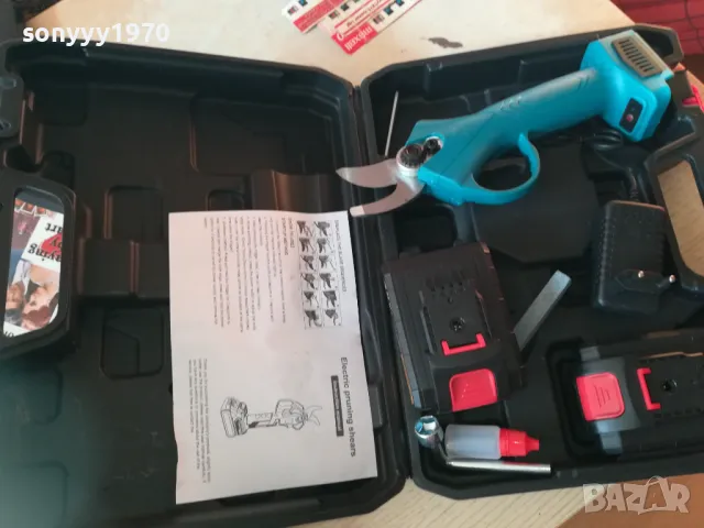 ЛОЗАРСКИ НОЖИЦИ LI-ION BATTERY X2+CHARGER 0602251151, снимка 4 - Градински инструменти - 48990383