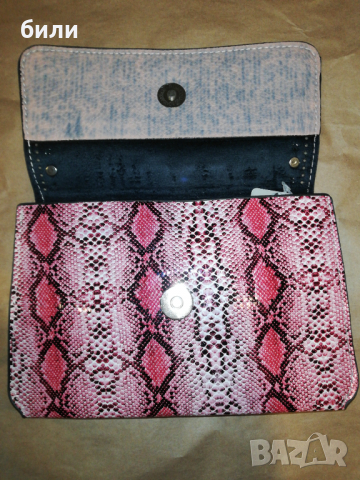 Дамска чанта , снимка 2 - Чанти - 36401055