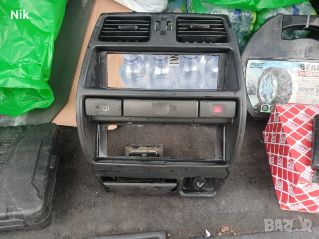 Конзола за Нисан Терано 99г