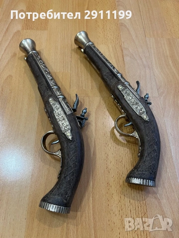 Реплика на кремъклия, комплект от два, снимка 6 - Антикварни и старинни предмети - 53813895