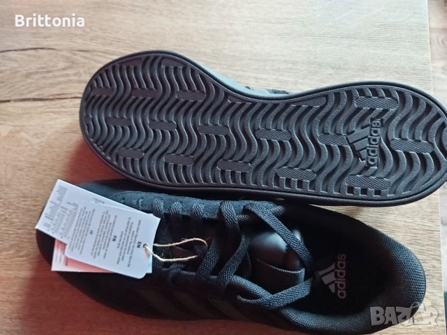 Нови кецове Adidas VL Court 3 Велур, снимка 10 - Маратонки - 53615370