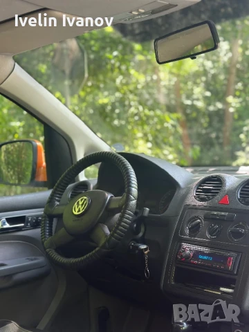 Vw Caddy, снимка 12 - Автомобили и джипове - 50757559