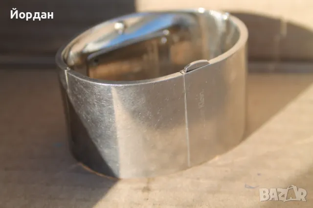 Дамски часовник гривна ''Calvin Klein'', снимка 4 - Дамски - 49392048