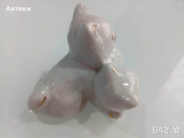Стара порцеланова фигура с котета , снимка 6 - Декорация за дома - 52661356