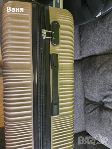 Куфар от ABS - среден - 65 лв, снимка 4 - Куфари - 52908324