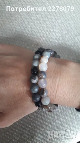 Гривни от лабрадорит, оникс и ивичест ахат - ръчна изработка, снимка 3 - Гривни - 49905793