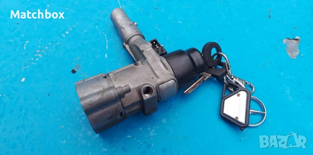 Контактен ключ за Мерцедес 124 автоматик , бензин, снимка 4 - Части - 36472758