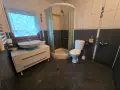 Две къщи с голям басейн с.Веселие, снимка 11