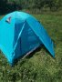 Продавам чисто нова синя много лека двуслойна палатка с алуминиеви рейки и два входа , снимка 9