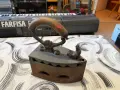 Стара ютия на жар, снимка 2