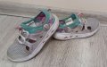 Летни спортни обувки за момиче с Ана и Елза, снимка 1 - Детски сандали и чехли - 41835265