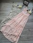 Нова колекция дълга рокля в розов цвят с гол гръб и брошка на намаление