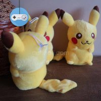 Голяма плюшена кукла Pikachu за феновете на Pokémon, снимка 6 - Плюшени играчки - 35926951