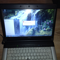 Fujitsu Lifebook работи S 710 за части, снимка 3 - Лаптопи за работа - 36206821