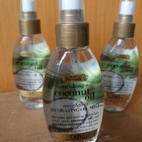 Уникален аромат Coconut oil ogx кокосово олио за коса 118 ml, снимка 5 - Продукти за коса - 39589436