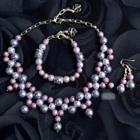 Комплект луксозен за бал с перли колие гривна и обеци в лилаво, снимка 1 - Бижутерийни комплекти - 38220966