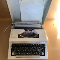 пишеща машина contessa 2 de luxe, снимка 4 - Антикварни и старинни предмети - 44493166