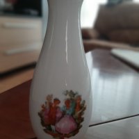 Порцеланова ваза Ромео и Жулиета с маркировка, снимка 2 - Вази - 34377997