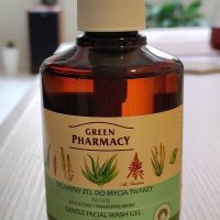 Деликатен гел за почистване на лице с алое за чувствителна и суха кожа Green Pharmacy , снимка 1 - Козметика за лице - 36009058