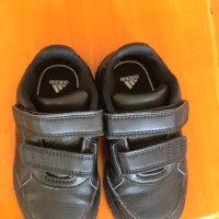 Кожени маратонки Adidas 23-ти номер, снимка 3 - Бебешки обувки - 40572994