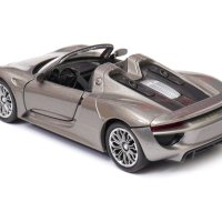 Porsche 918 Spyder - мащаб 1:36 на Welly моделът е нов в кутия, снимка 4 - Колекции - 42703990