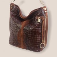 Ефектна дамска чанта от естествена кожа Италия, снимка 6 - Чанти - 31620012