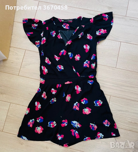 Дамски размер Л ХЛ модерен къс тънък гащеризон, снимка 1