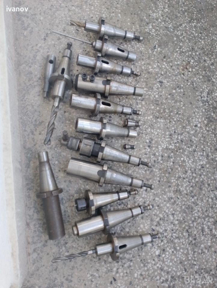 Ниска цена ,обща цена за всички.Дорници,фрези, свредла,зенковки., снимка 1