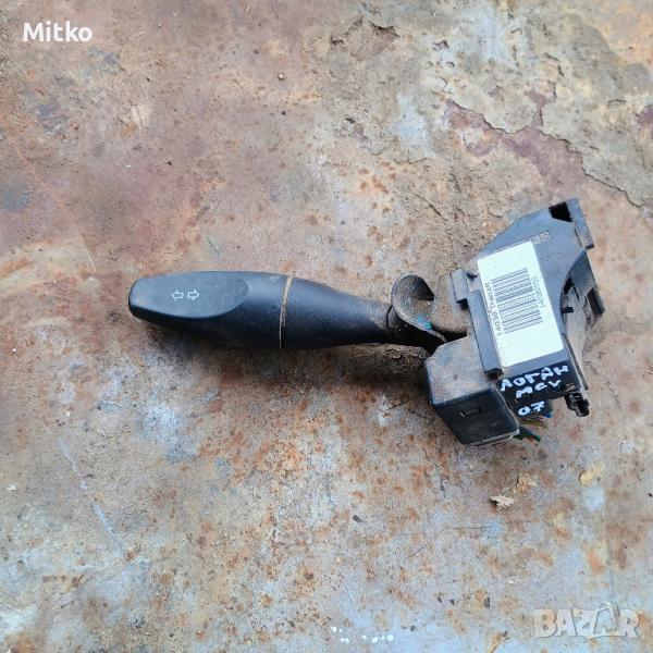 Лостче - Превключвател Светлени Мигачи За Дачия Логан МЦВ 2007г / Dacia Logan MCV 2007y, снимка 1