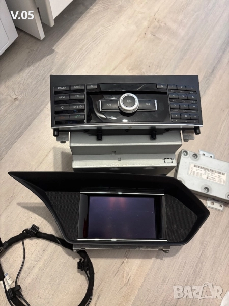 Mercedes benz W212 Command 4.0, снимка 1