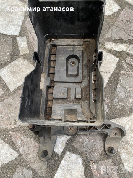 Стойка акумулатор за Vw голф 5.2004-2008г, снимка 1