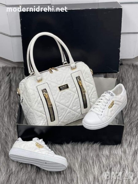 Дамска чанта и спортни обувки Guess код 158, снимка 1