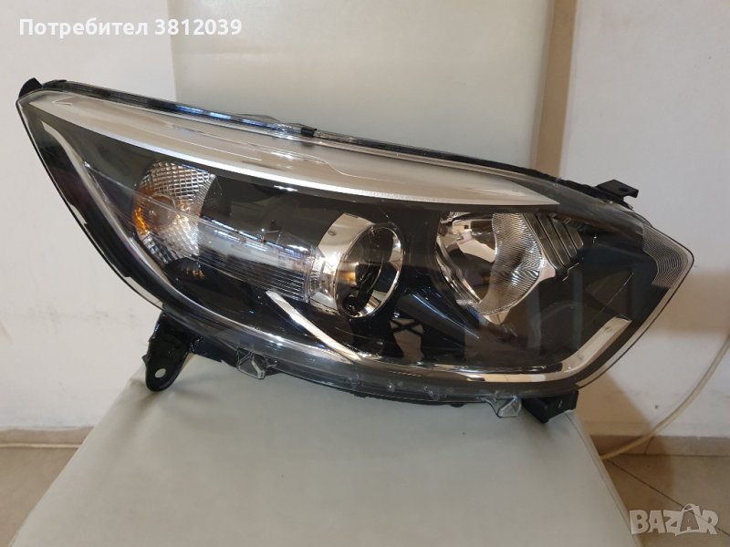 Десен фар за Renault Captur  / Рено Каптюр (2013-2017), снимка 1
