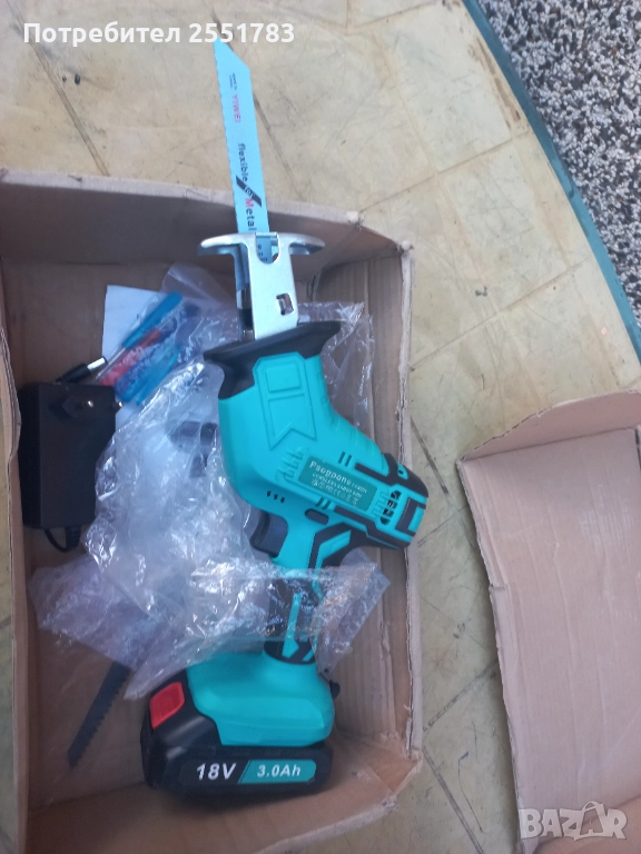 Акумолаторен саблен трион, снимка 1