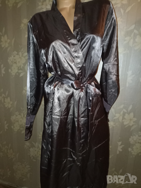 Сатенен халат в оловносив цвят М,Л, снимка 1