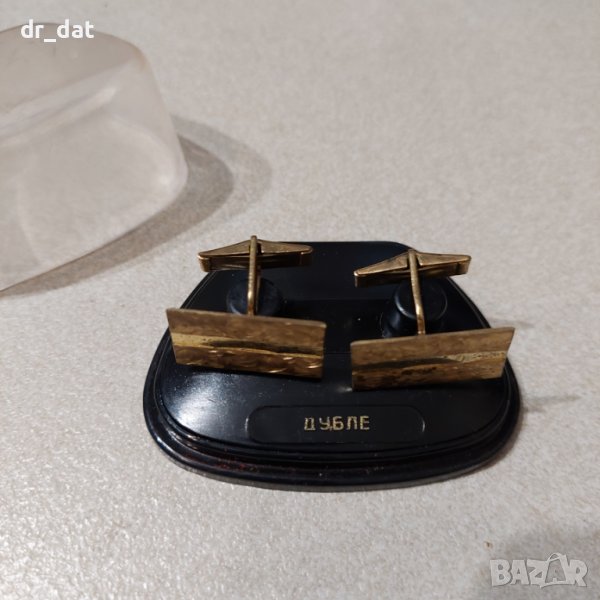 Няколко стари позлатени копчета за ръкавели, снимка 1